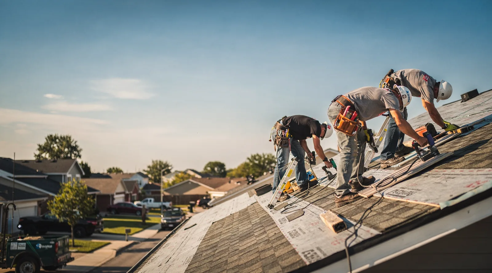 Roof Wood Rot Repair in East Lynne, MO